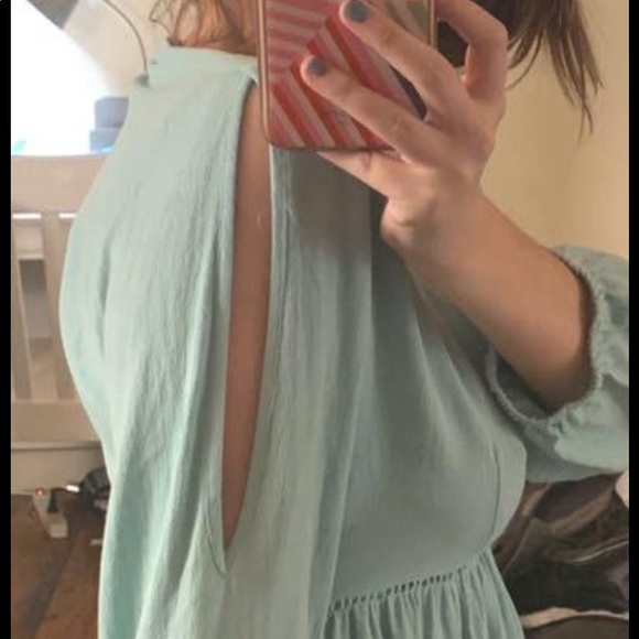 Blouse with cutout back - New with Tags - Picture 4 of 5